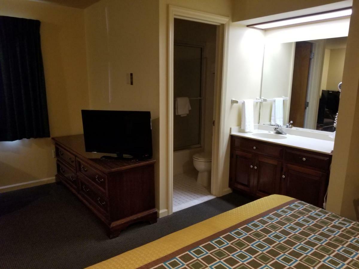 Classic Inn Lancaster Smoketown  Екстер'єр фото