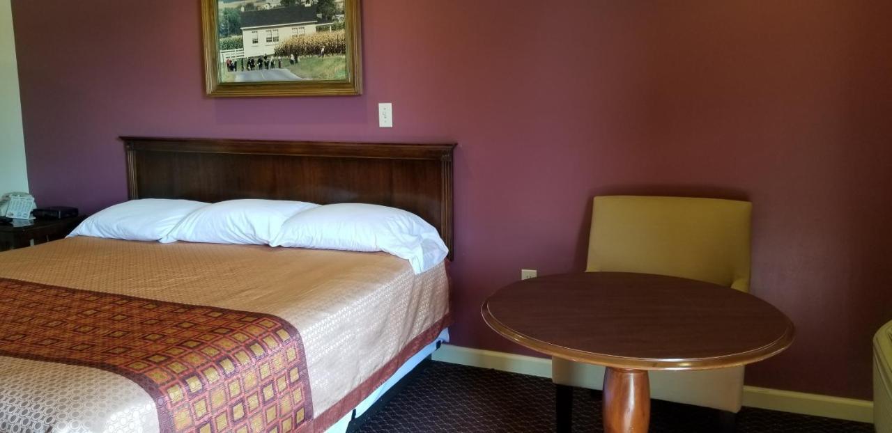 Classic Inn Lancaster Smoketown  Екстер'єр фото